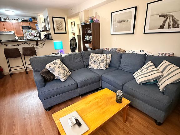 5th image of 205 Island View Pl #11