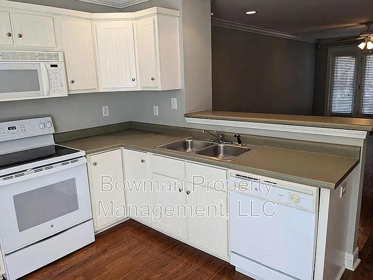 660 Barnett Shoals Rd #123 — Photo 8