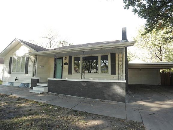3rd image of 641 S Terrace Dr