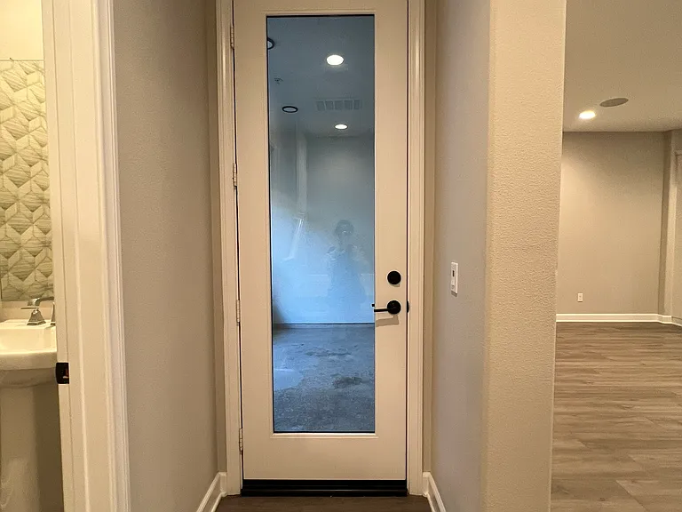 907 Slate St — Photo 18
