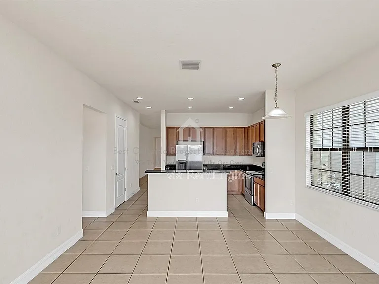 10466 Stapeley Dr — Photo 16