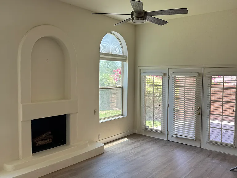 10551 E Fanfol Ln — Photo 3