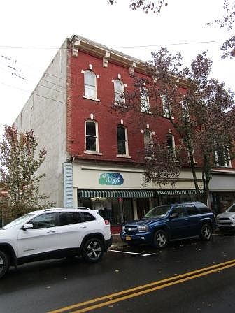 1st image of 108-110 S Washington St