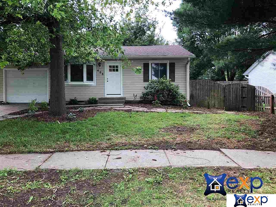 1st image of 455 Parkview Ave