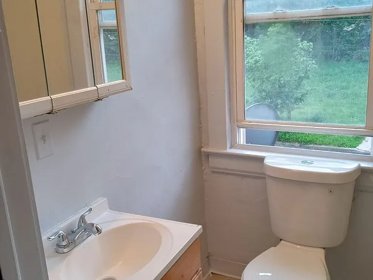 167 Chittenden St — Photo 10
