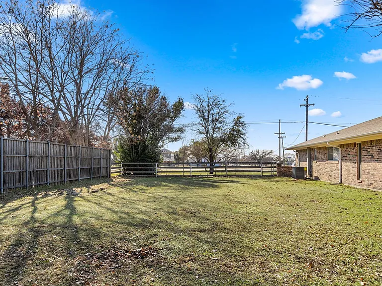 5101 E Parker Rd — Photo 29