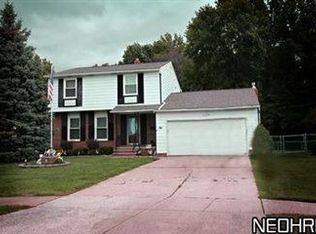 341 Promontory Plz, Eastlake, OH 44095