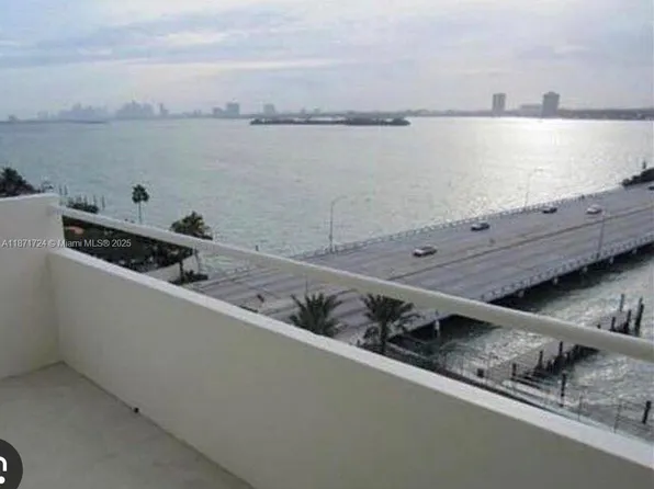 7904 West Dr APT 904, North Bay Village, FL 33141