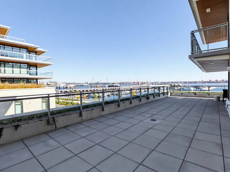 785 Harbour Ave #308