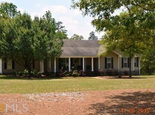 393 Reed Creek Trl, Hartwell, GA 30643