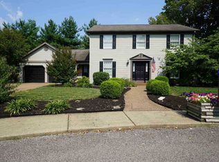 4188 Country Place Dr, Newburgh, IN 47630