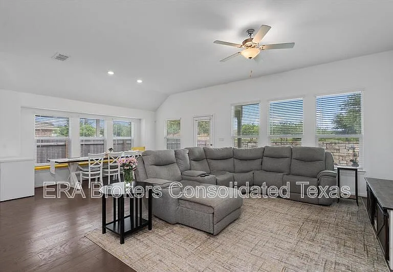 12215 Coronilla Bnd — Photo 14