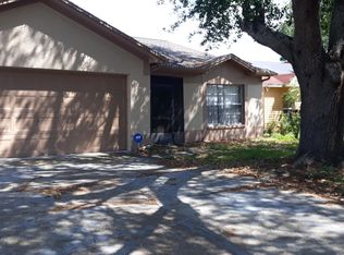 9220 Camino Villa Blvd, Tampa, FL 33635