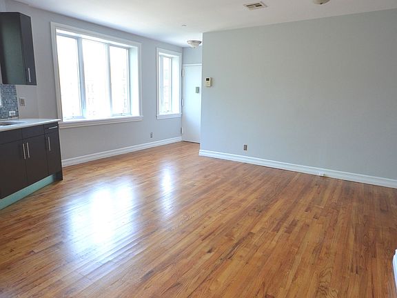 5th image of 175 Payson Ave APT 5B