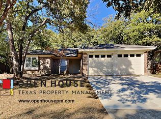 3704 French Wood Dr, Arlington, TX 76016