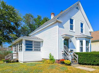 7 Farrington St, Rochester, NH 03867