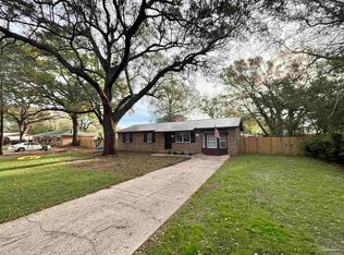 5126 Cora St, Milton, FL 32570