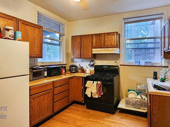 2nd image of 6310 N Glenwood Ave #2