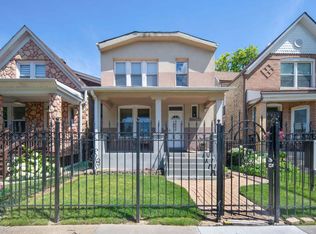 3402 W Beach Ave #1, Chicago, IL 60651