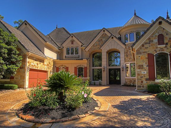 Mature landscaping; ample parking