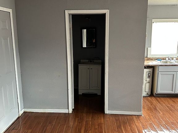 3rd image of 6431 W Canal Blvd #B