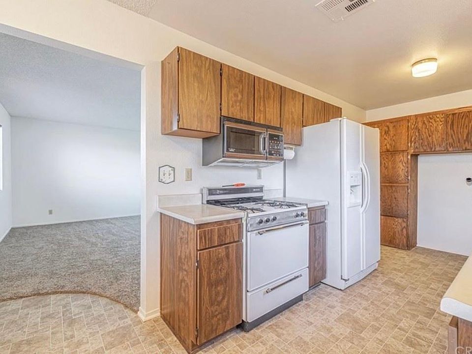 6852 Sagebrush Ave, Quartz Hill, CA 93536 Zillow