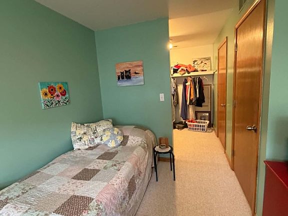 5th image of 24134 Wedgewood Cir #39