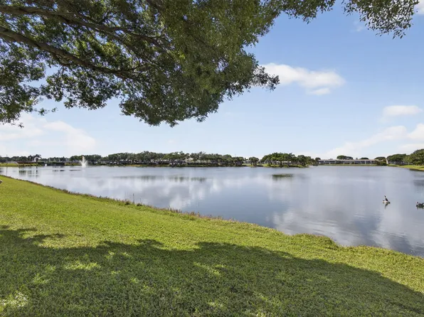 51 Stratford D, West Palm Beach, FL 33417