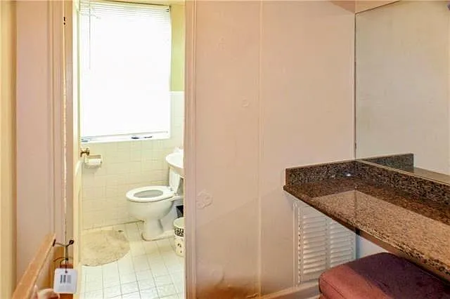 1205 Saint Charles Ave #407 — Photo 7