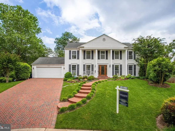 4004 Featherstone Pl, Alexandria, VA 22304