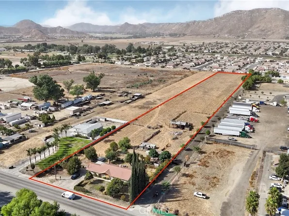 492 S Sanderson Ave, San Jacinto, CA 92582