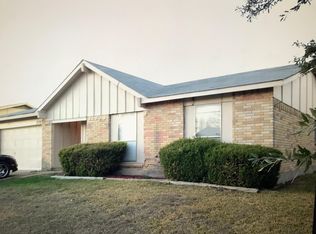 1705 Granada Dr, Arlington, TX 76014
