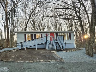 65 Windsor Rd, Hawley, PA, 18428