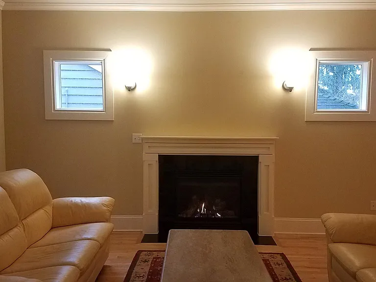 2545 NE 85th St — Photo 2