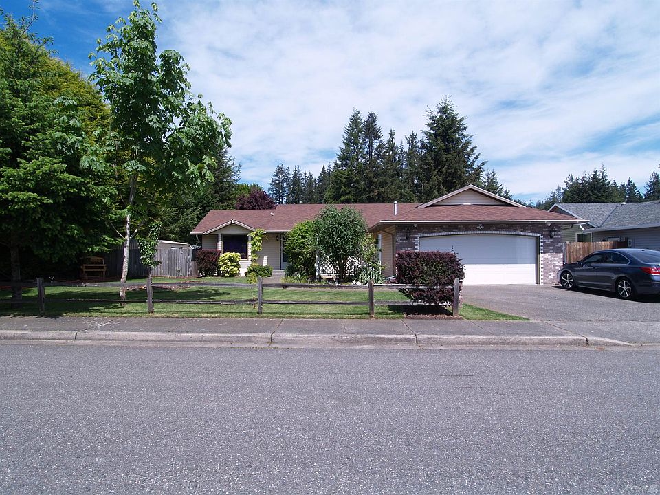 1st image of 3525 92nd Pl NE