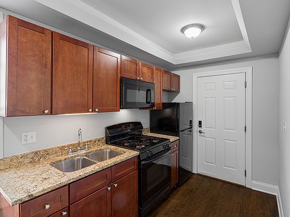 2nd image of 7722-7734 N Ashland Ave #7728-D2