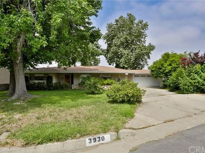 3930 La Hacienda Dr, San Bernardino, CA, 92404