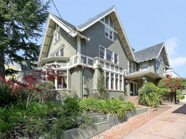 390 Euclid Ave, Oakland, CA 94610