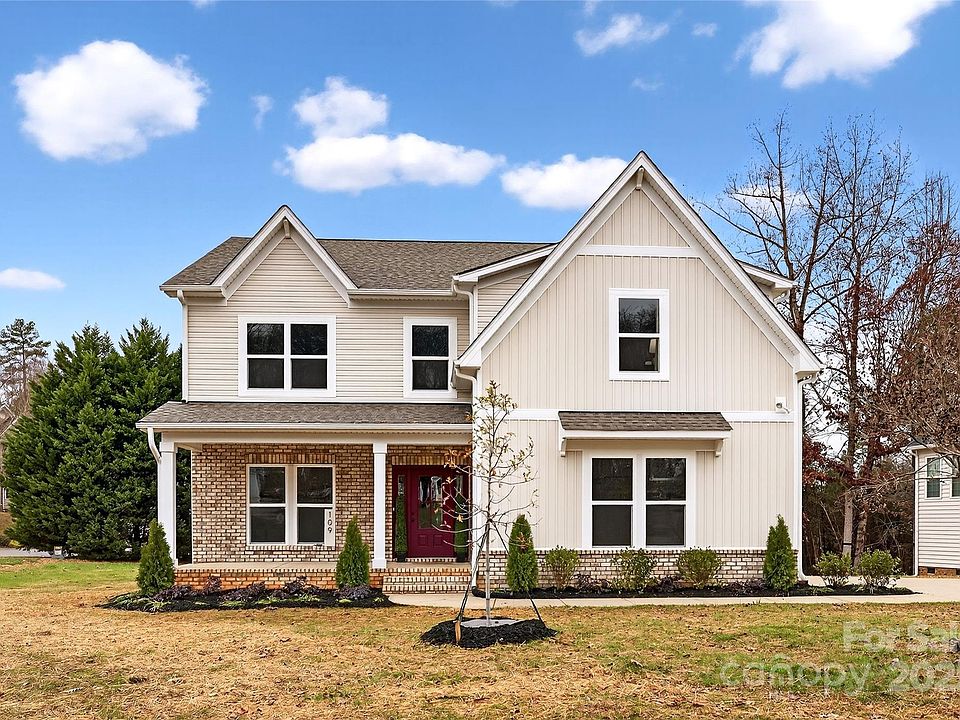 1st image of 109 Pink Orchard Dr