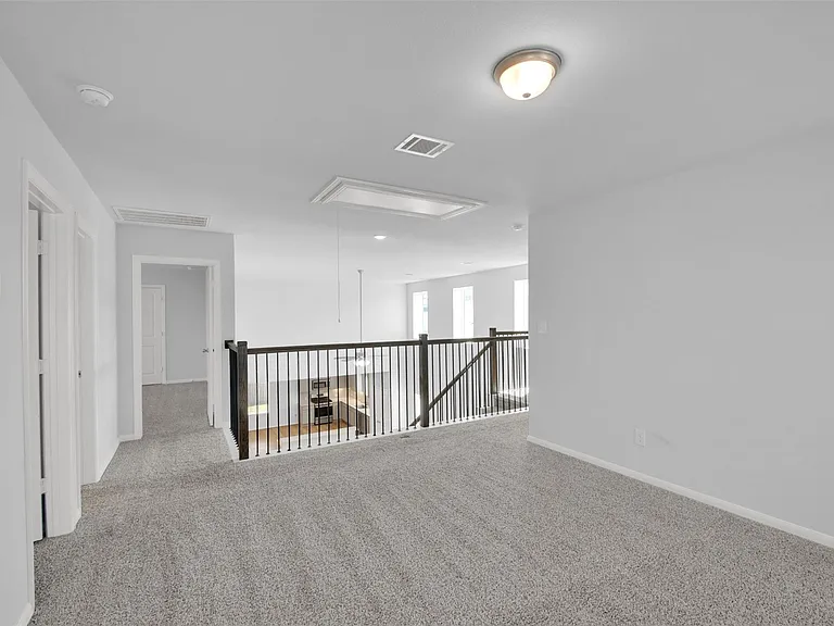 113 Greenthread Dr — Photo 24