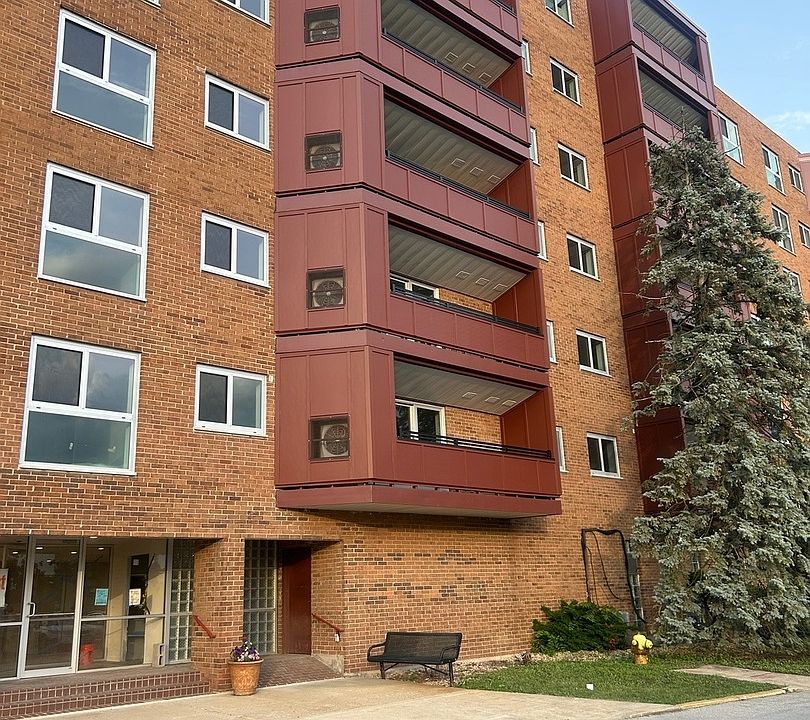 1st image of 200 Park Ave APT 531