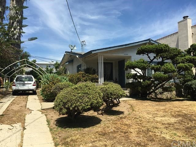 Excellent location 2 on a lot.