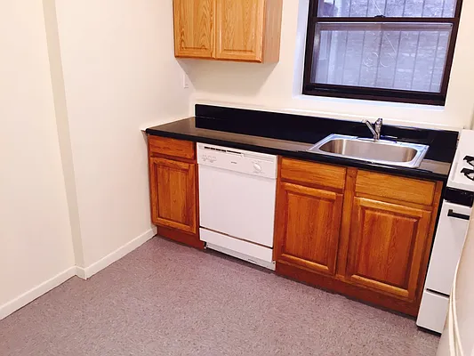 Rented by Citi Habitats | media 29