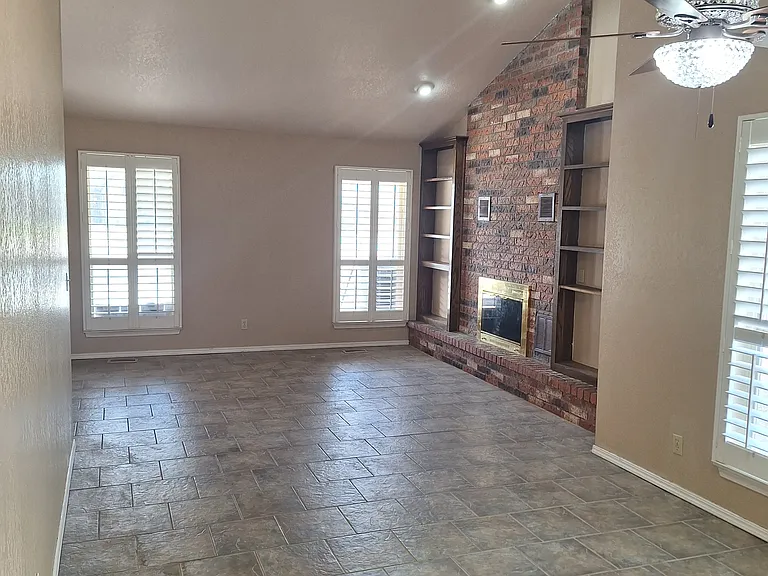 3 Emerald Ct — Photo 11