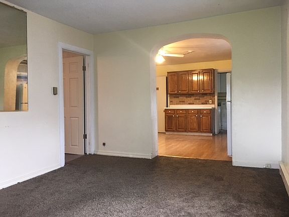 3rd image of 4514 N Newland Ave