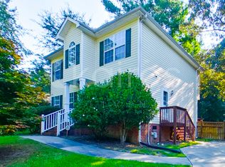 202 Elmwood Blvd, Elgin, SC 29045