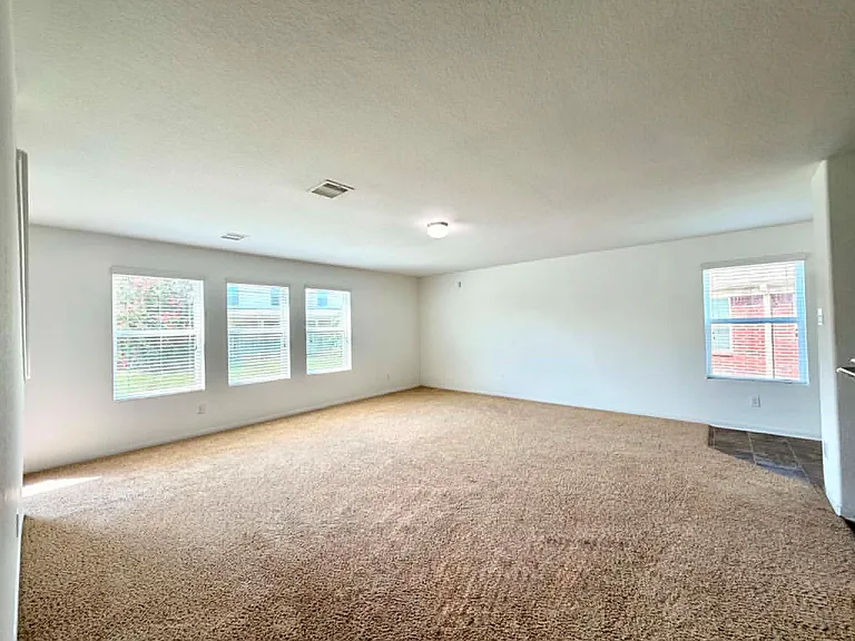 2803 S Red Birch Cir — Photo 1