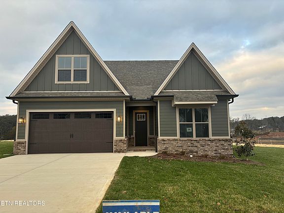 4th image of 278 Clover Cir