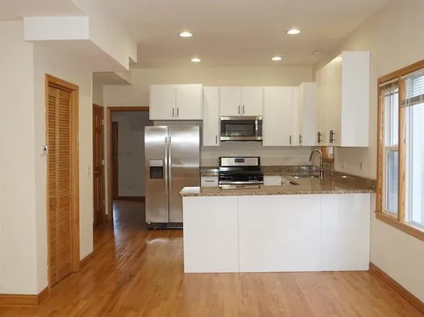 2847 N Rockwell St APT 2, Chicago, IL 60618