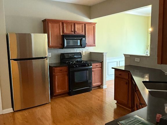 2nd image of 1600 Gardner Park Dr
